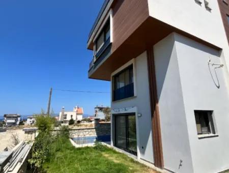 Dream Villa With Pool And Elevator In Akarca, Elmastaş Mevkii!