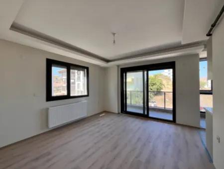 Zero 1 1 Apartment In Gözsüzler Camiikebir District!