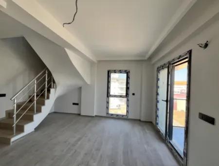 Investment Opportunity In Gözsüzler: Modern Apartment For Sale With Corner Location And Terrace