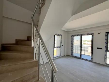 Investment Opportunity In Gözsüzler: Modern Apartment For Sale With Corner Location And Terrace