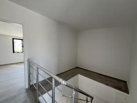 Investment Opportunity In Gözsüzler: Modern Apartment For Sale With Corner Location And Terrace