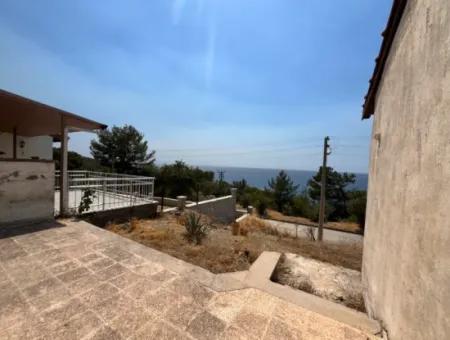 Ready For Renovation! Private Cottage For Sale In Dogankent Complex 