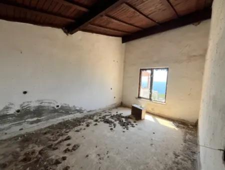 Ready For Renovation! Private Cottage For Sale In Dogankent Complex 