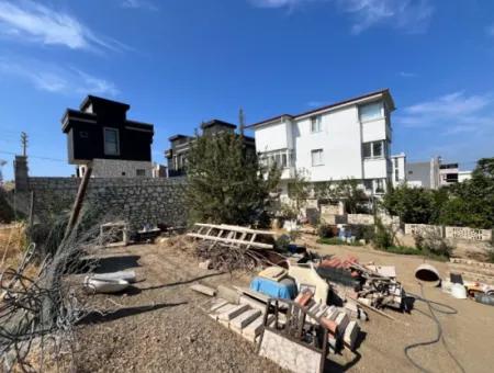 Seferihisar Elmastaş Mevkii'nde Müstakil Villa Yapımına Uygun 289 M² Arsa