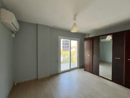 Seferihisar Ulamış Yeşilkent Sitesi’nde Kiralık Müstakil Villa