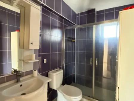 Seferihisar Ulamış Yeşilkent Sitesi’nde Kiralık Müstakil Villa