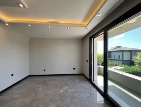 Gemisuyu Konaklarında Satılık 3 Oda 1 Salon Müstakil Havuzlu Villa