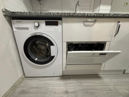 Alsancak Özel Sağlık Hastanesi  Karşısı   Mimar Sinanda   Full Tadilatlı 1+1 Kiralık Daire