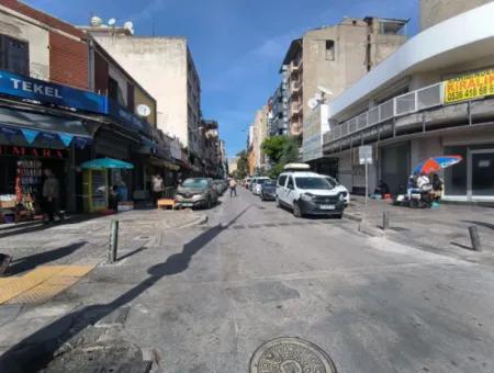 Fırsat İzmir’in Merkezinde İş Merkezlerinin Yoğun Olduğu Bölgede Satılık Ofis / Buro