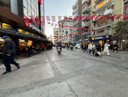 Alsancak Kıbrıs Şehitleri Caddesine Yakın Satılık Dükkan & Mağaza