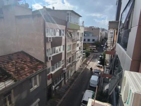 Alsancak Kahramanlarda 2 Oda 1 Salon Mobilyalı Daire