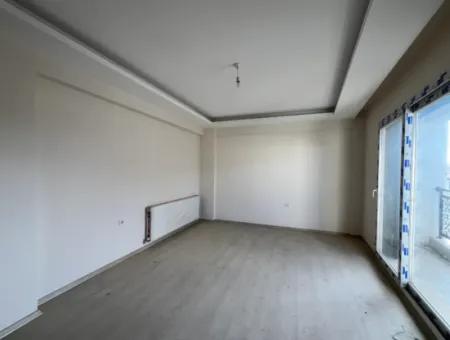 Seferihisar Stadyumu Arkasında,2+1, Ayrı Mutfaklı, Kapalı Otoparklı, 90 M² Kullanım Alanlı Satılık Daire!