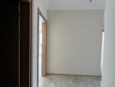 Seferihisar Stadyumu Arkasında,2+1, Ayrı Mutfaklı, Kapalı Otoparklı, 90 M² Kullanım Alanlı Satılık Daire!