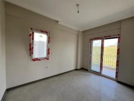 Çolakibrahimbey Mahallesi Luwi Çarşı Yakınında, 75M², 2+1 Geniş Ve Modern Daireler!