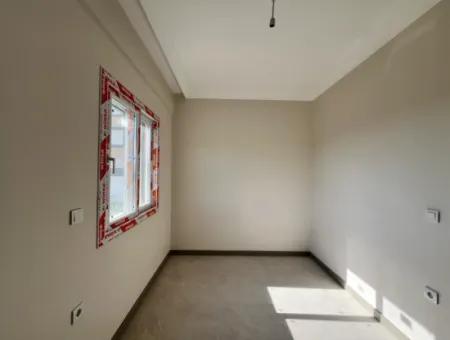 Çolakibrahimbey Mahallesi Luwi Çarşı Yakınında, 75M², 2+1 Geniş Ve Modern Daireler!