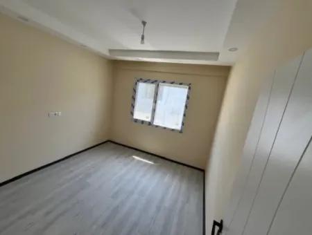 Seferihisar Merkez'de Site İçerisinde 2+1, 110M2 Satılık Sıfır Daire