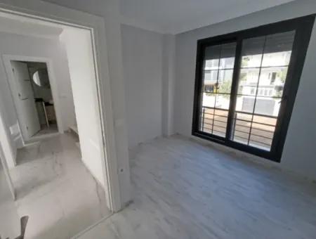 Seferihisar Elmastaş'ta Deniz'e 450M 3+1, 160M2 Kelepir Sıfır Villa