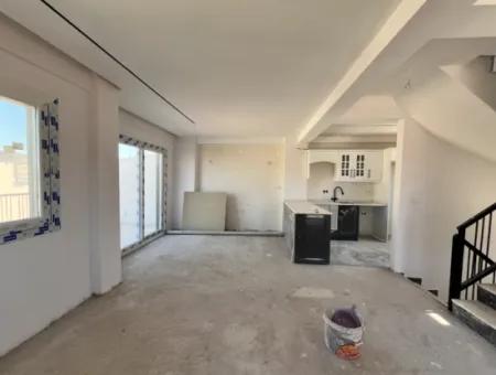 Seferihisar Çevrekent'te 5+1, 180M2 Sıfır Villa