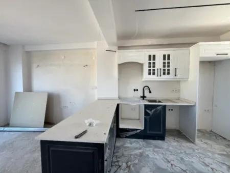 Seferihisar Çevrekent'te 5+1, 180M2 Sıfır Villa