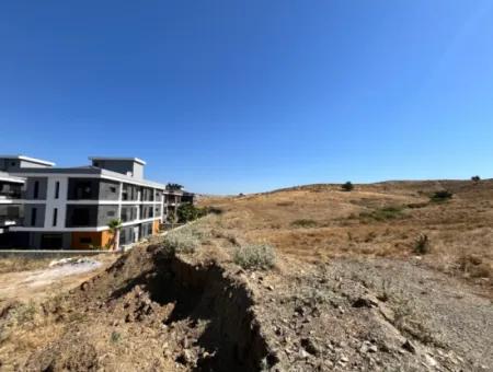 Bahçeşehir'e Komşu Villa İmarlı Arsa