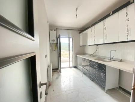 Seferihisar Camikebir Toki'de, 3+1 Masrafsız Son Kat Kiralık Daire