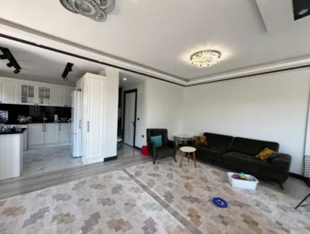 Seferihisar Çolak İbrahim Bey Mahallesi'nde Eşsiz Kiralık Villa!